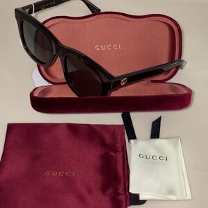 NWT- Gucci Women's Tortoiseshell Sunglasses 52mm